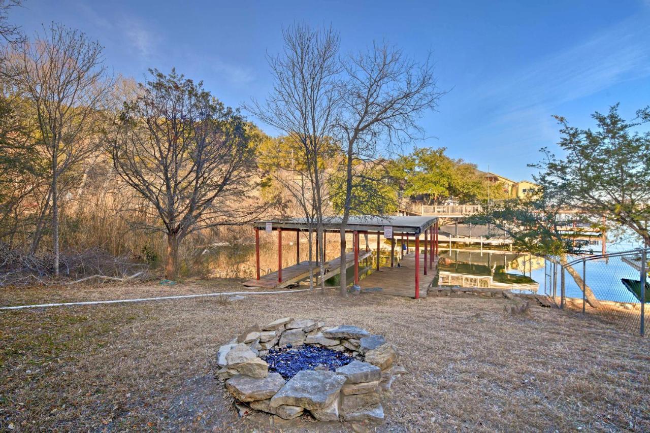 Chic Lakefront Granbury Getaway With Private Dock! Eksteriør bilde